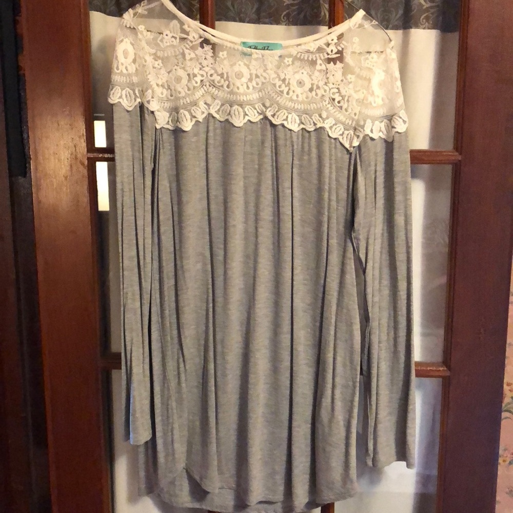 Long sleeve top